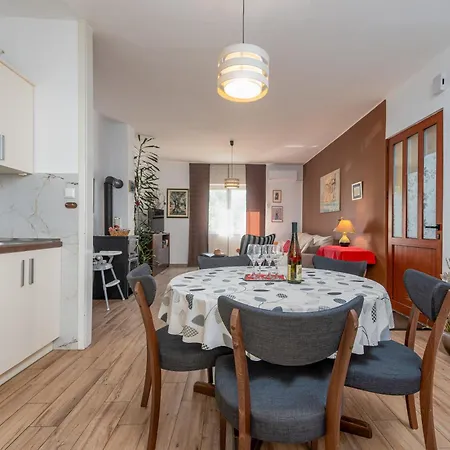 Maggi Апартаменты *